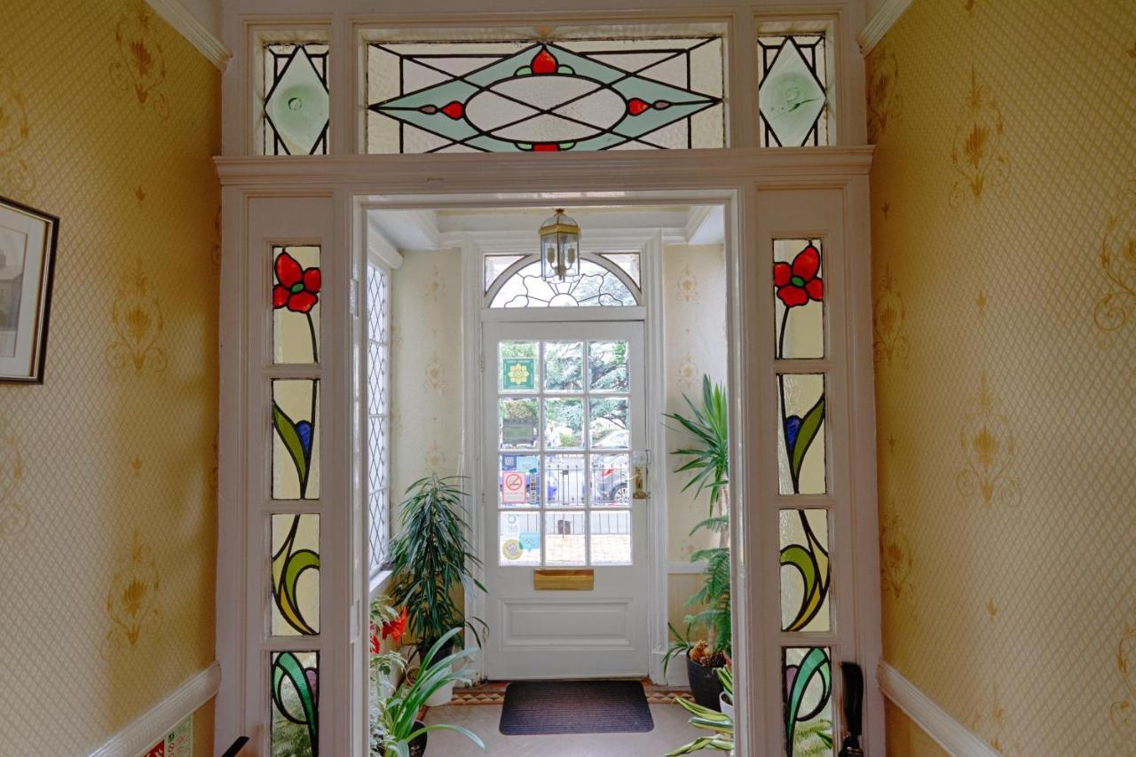 Holcombe House Guest House Llandudno Zewnętrze zdjęcie